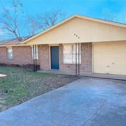 Buy this 4 bed house on 396 East Cloud Street in Bristow, OK 74010