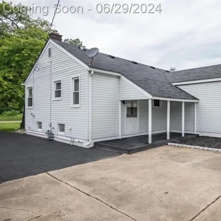 Image 2 - 9035 Bunton Rd, Augusta, Michigan, 48191 - House for sale