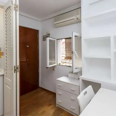 Rent this 1 bed apartment on Madrid in Calle San Pedro, 22