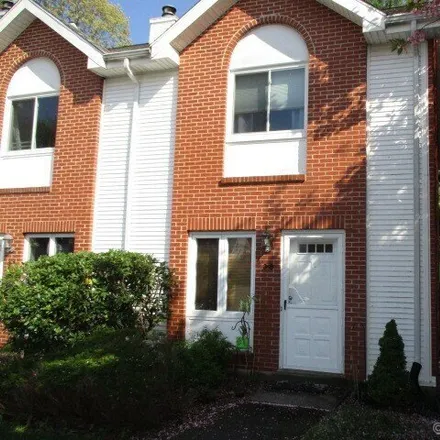 Buy this 2 bed townhouse on 465 Park Road in West Side Hill, Waterbury