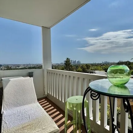 Rent this studio condo on Doheny West Towers in 999 North Doheny Drive, West Hollywood