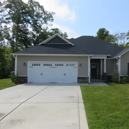 Rent this 3 bed house on 302 Oak Ridge Court in Swansboro, NC 28584