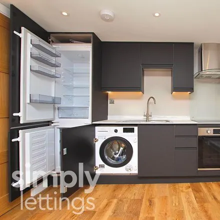 Image 2 - Debenhams, Marine Place, Worthing, BN11 3DN, United Kingdom - Apartment for rent