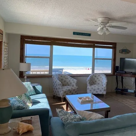 Rent this 2 bed condo on Belleair Beach in FL, 33786