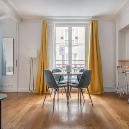 Image 6 - 10 Rue Coquillière, 75001 Paris, France - Apartment for rent