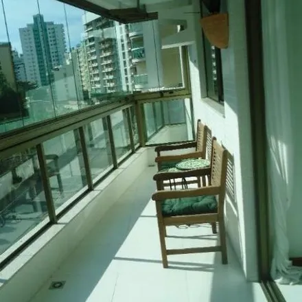Rent this 3 bed apartment on Edifício Green Plaza in Rua João Joaquim da Mota, Praia da Costa