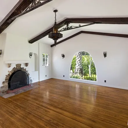 Image 2 - 802 South Genesee Avenue, Los Angeles, CA 90036, USA - House for sale