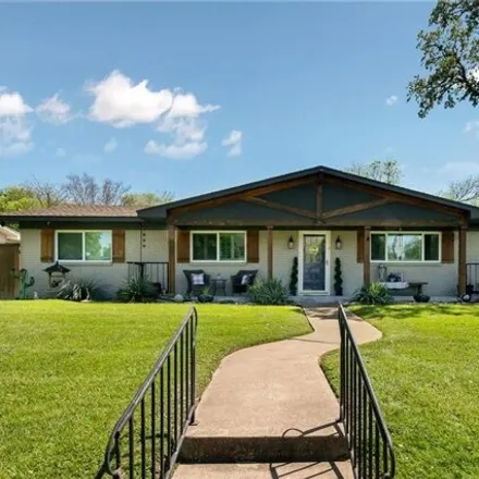 Buy this 4 bed house on 7516 Brentwood Cir in Woodway, Texas