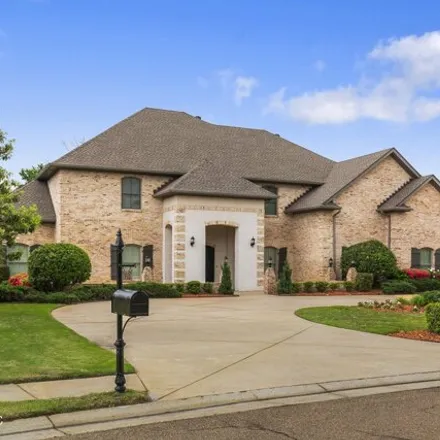 Buy this 5 bed house on 200 Covenant Crossing in Creekwood Place, Flowood