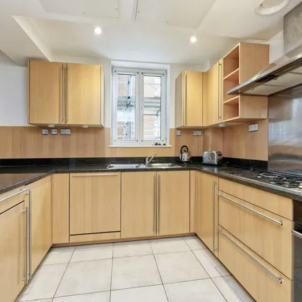Rent this 2 bed apartment on unnamed road in Lot's Village, London