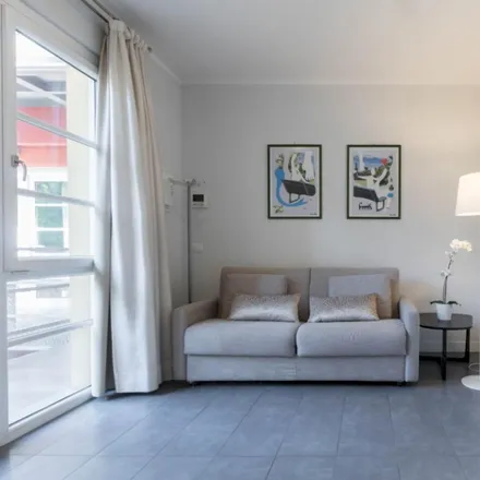 Image 4 - Via Bernardino Biondelli, 20136 Milan MI, Italy - Apartment for rent