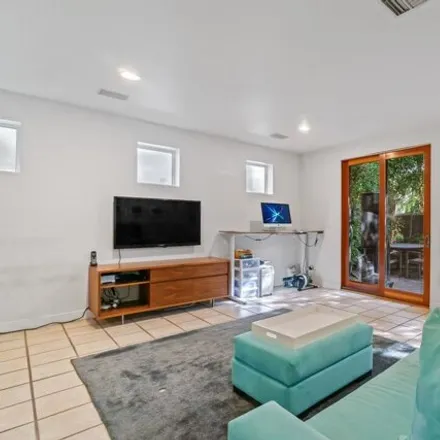 Image 2 - 108 Reef Court, Los Angeles, CA 90292, USA - House for rent