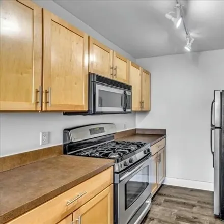 Image 9 - Metropolitan Condominiums, 600 East 8th Street, Downtown Kansas City, MO 64106, USA - Condo for sale