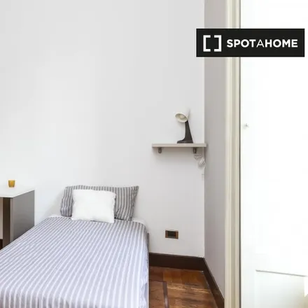 Image 3 - Viale Regina Giovanna, 37, 20129 Milan MI, Italy - Room for rent