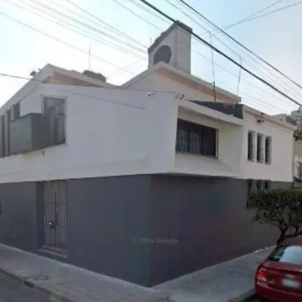 Buy this studio house on Escuela Secundaria 55 República del Salvador in Calle Aspiros, Azcapotzalco