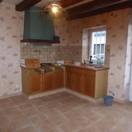 Rent this 4 bed apartment on 2 Rue du Chemin Vieux in 41500 Mer, France