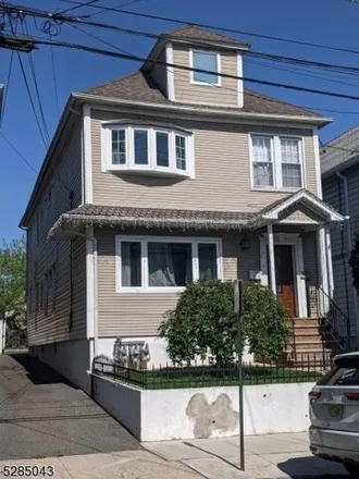 Buy this 7 bed house on 716 Jackson Avenue in Crane Square, Elizabeth