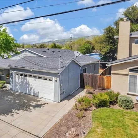 Buy this 4 bed house on 118 Dale Drive in San Jose, CA 95127