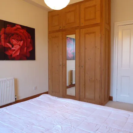 Rent this 2 bed apartment on 54 Temple Park Crescent in City of Edinburgh, EH11 1HR