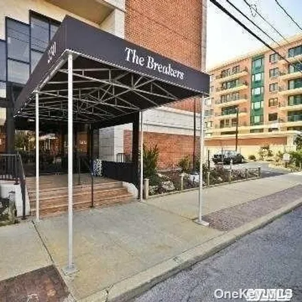 Rent this 2 bed apartment on 230 West Broadway in City of Long Beach, NY 11561