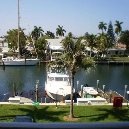 Buy this 2 bed condo on 1743 Southeast 15th Street in Lauderdale Harbors, Fort Lauderdale
