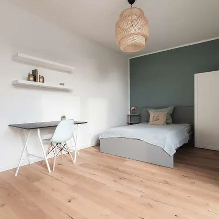 Rent this 3 bed apartment on Nazarethkirchstraße 50 I in 13347 Berlin, Germany