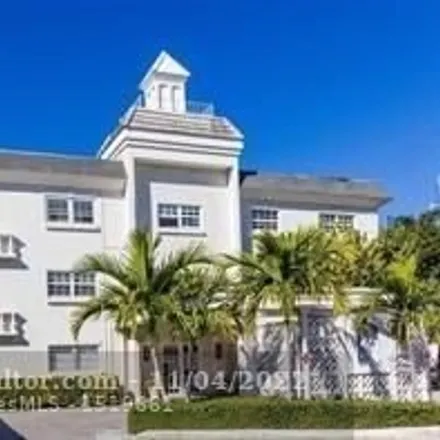 Buy this 1 bed condo on 34 Palm Club Drive in Lauderdale-by-the-Sea, Broward County