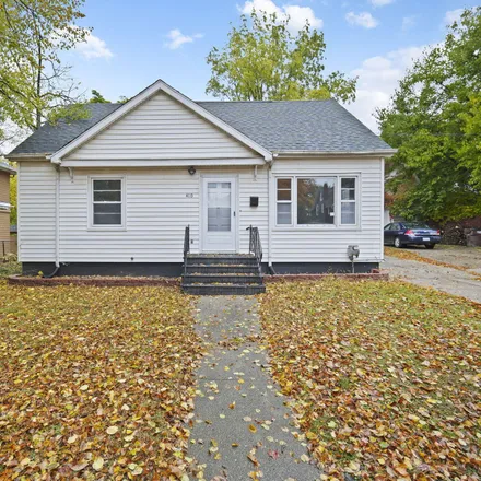 Buy this 3 bed house on 410 West Biddle Street in Jackson, MI 49203