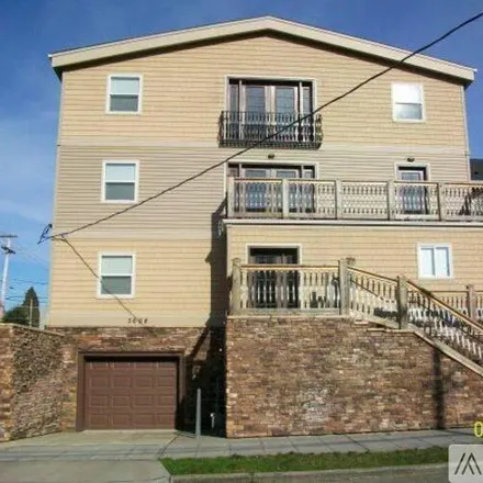 Image 7 - 3608 Northeast 44th Street, Unit 5 - Apartment for rent