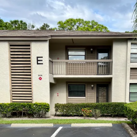 Rent this 2 bed condo on 3036 Eastland Blvd.