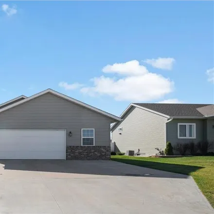 Buy this 3 bed house on 1665 Eagle Ridge Street Northeast in Owatonna, MN 55060