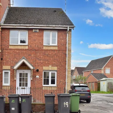 Rent this 2 bed house on unnamed road in Bedworth, CV12 9DG