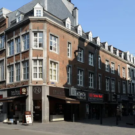 Rent this 1 bed apartment on Rue de la Monnaie 14;18 in 5000 Namur, Belgium