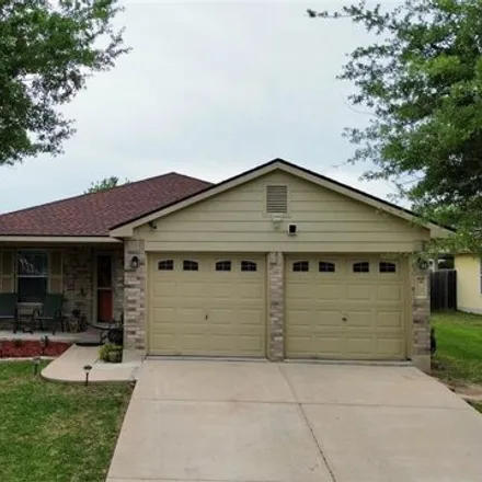 Image 2 - 417 Quail Hollow Dr, Hutto, Texas, 78634 - House for sale