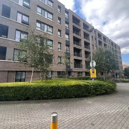 Rent this 1 bed apartment on Harboursite Court in Plough Way, Surrey Quays