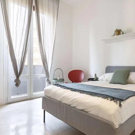 Image 4 - Via Lorenteggio, 80, 20146 Milan MI, Italy - Room for rent