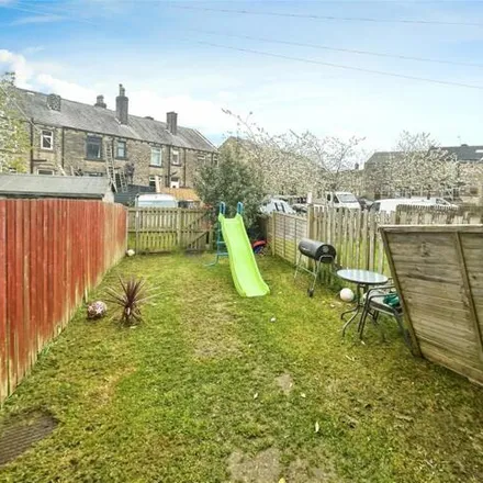 Image 2 - Plover Road, Lindley, HD3 3HS, United Kingdom - Townhouse for sale