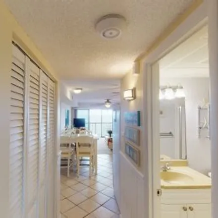 Buy this 1 bed apartment on #510,735 Bradley Road