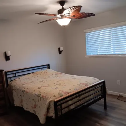 Rent this 1 bed room on Self Storage in Fair Oaks Boulevard, Sacramento County