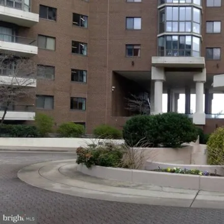 Rent this 1 bed apartment on Belvedere in 1600 North Oak Street, Arlington