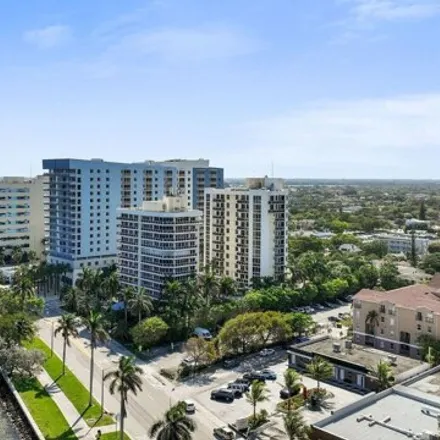 Buy this 2 bed condo on 263 South Lakeside Court in West Palm Beach, FL 33407