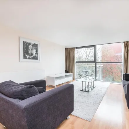Rent this 2 bed apartment on Cubitt Street in London, WC1X 0LQ