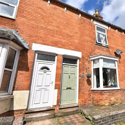 Buy this 2 bed townhouse on Crumbs in 23 Station Road, Kettering