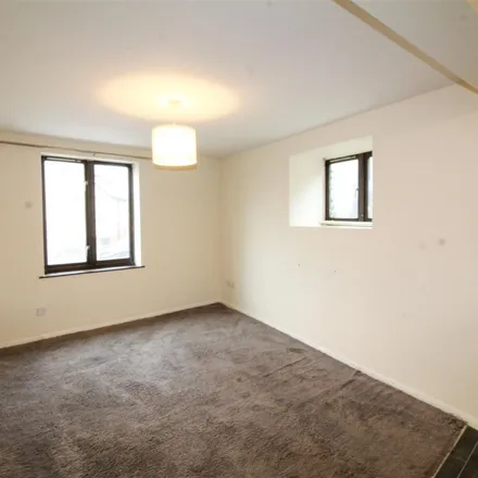 Rent this 1 bed apartment on Le Théâtre in Rue de Fourchette, 40370 Rion-des-Landes