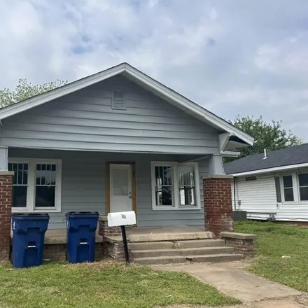 Buy this 3 bed house on 345 South 2nd Street in Marlow, OK 73055
