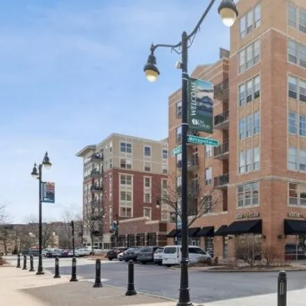 Rent this 1 bed condo on Metropolitan Square in Ania's Style Boutique, Market Street
