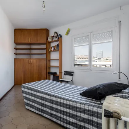 Image 2 - Carrer de Viladomat, 267 B, 08029 Barcelona, Spain - Room for rent