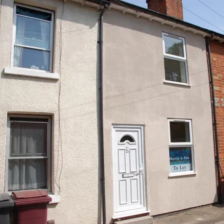Rent this 2 bed townhouse on 61 Upper Crown Street in Reading, RG1 2QG