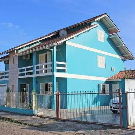 Buy this 3 bed house on Shell in Avenida Sebastião Amoretti 4659, Petrópolis