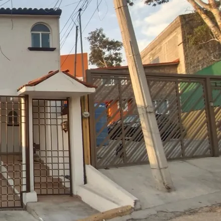Rent this 3 bed house on Avenida Hacienda de Tarimoro in 52926 Ciudad López Mateos, MEX